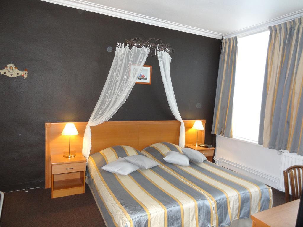 B&B An Officers House บรูจส์ ภายนอก รูปภาพ