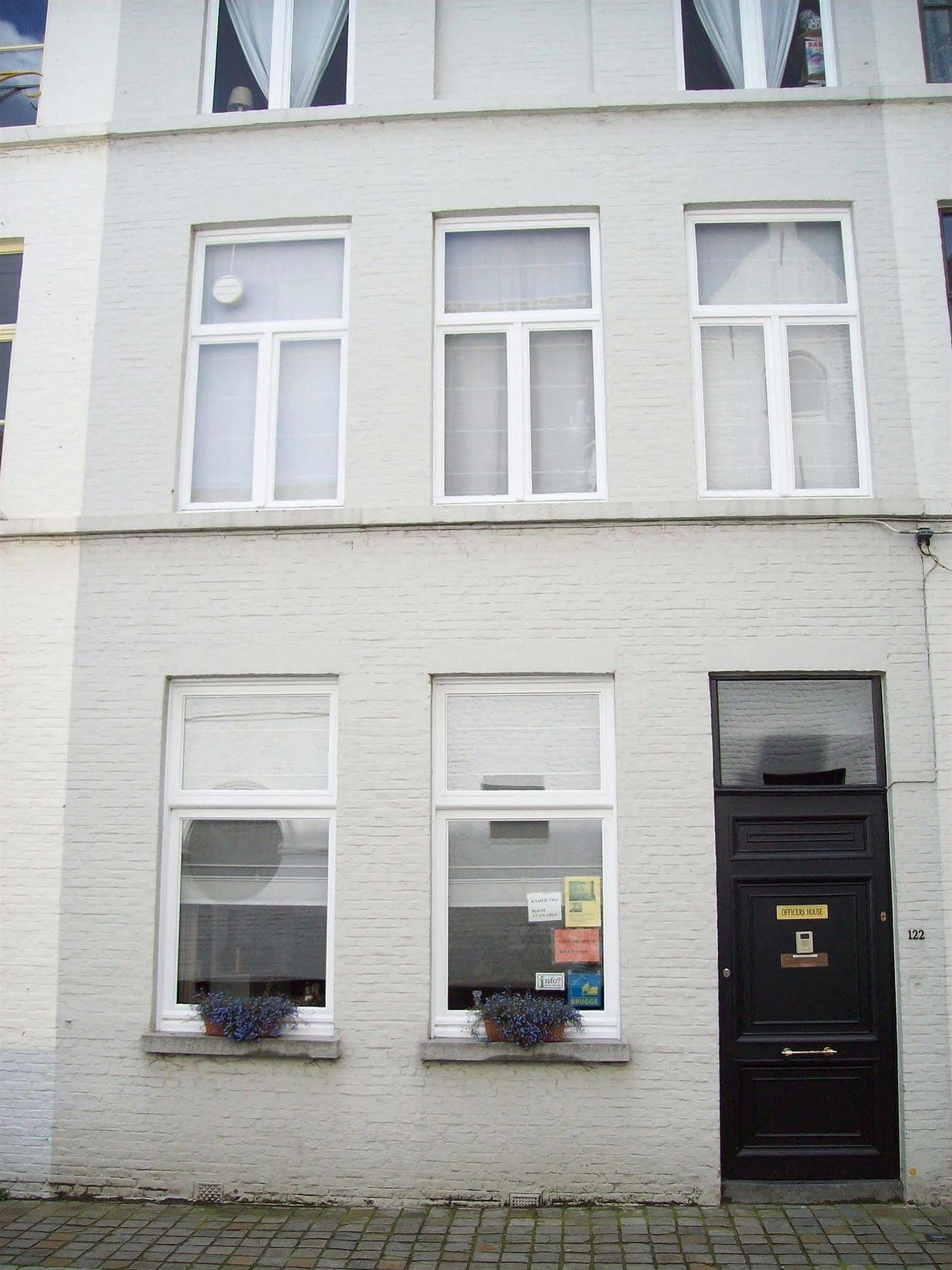 B&B An Officers House บรูจส์ ภายนอก รูปภาพ